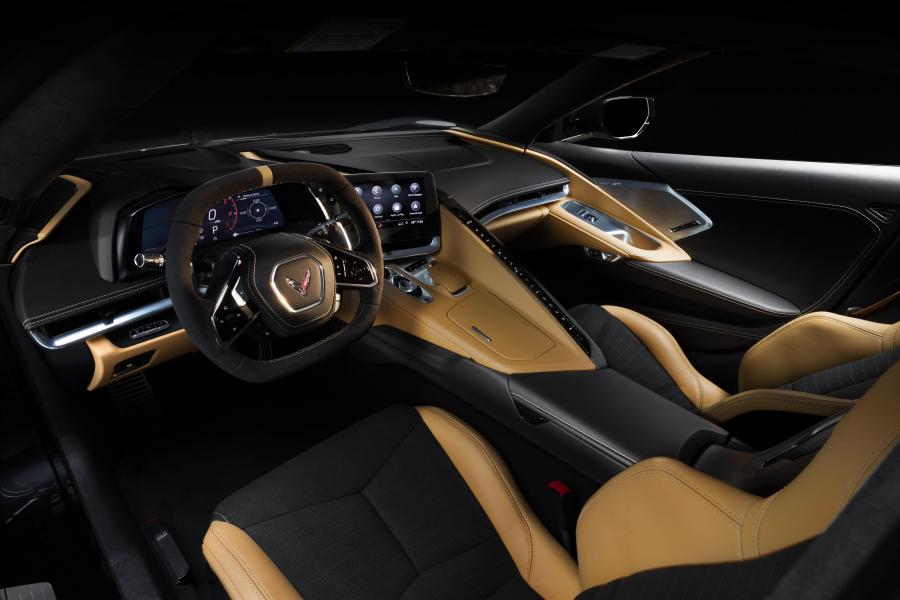 Интерьер Chevrolet Corvette Stingray Z51 (C8) 2019 года  (NA) (фото 46 из 77)
